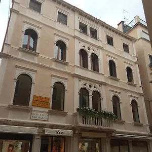 Ca' Pedrocchi Pensión