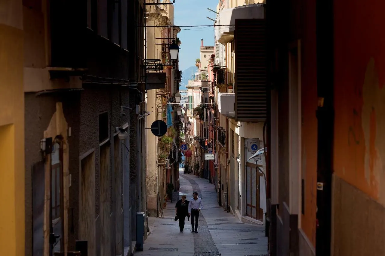 Hotel Eulalia32 Cagliari 2*,  Italien
